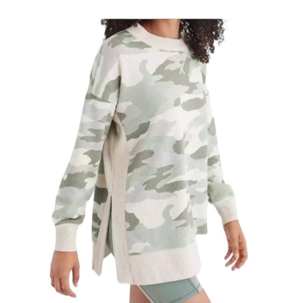 Aerie OVERSIZED Side Split Crew Neck Sweatshirt Desert Green Camo NEW Size XS